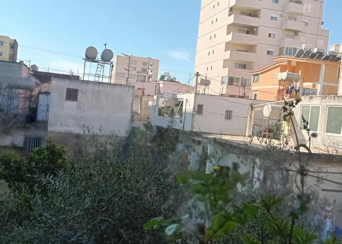 Maku منزل ريفي *